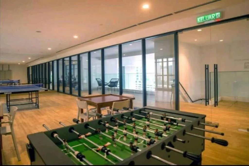 Apartman Klsentral-Bangsar-Midvalley-2-10Pax-Netflix-Balcony-Super Fast Internet Kuala Lumpur