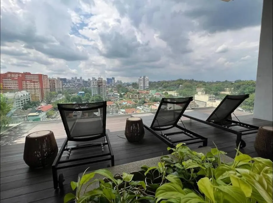 Apartman Klsentral-Bangsar-Midvalley-2-10Pax-Netflix-Balcony-Super Fast Internet Kuala Lumpur