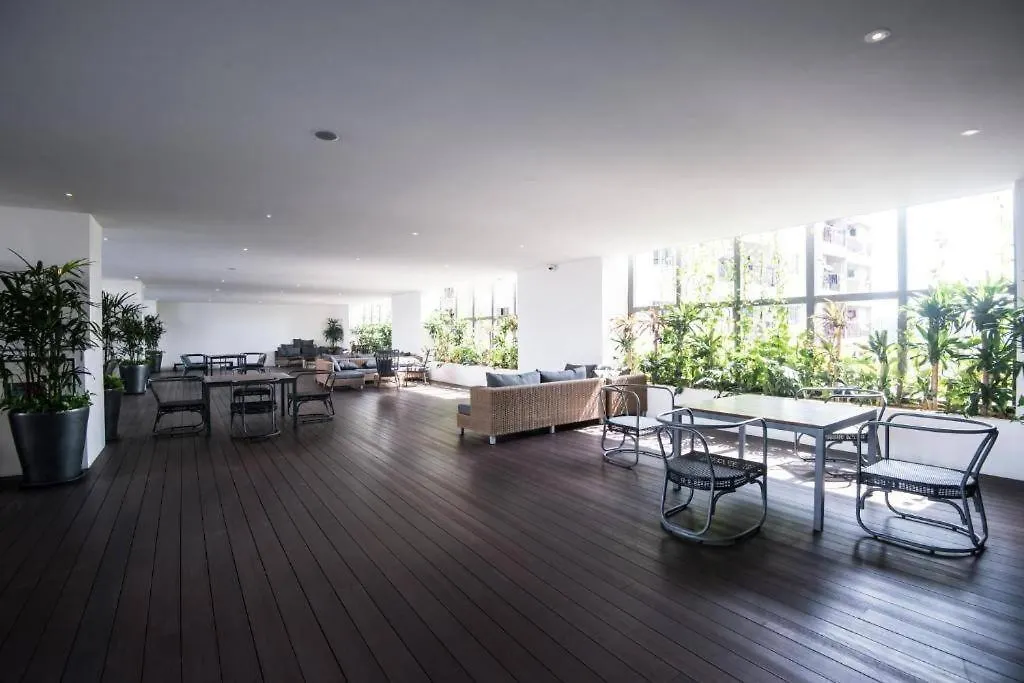 Klsentral-Bangsar-Midvalley-2-10Pax-Netflix-Balcony-Super Fast Internet Kuala Lumpur Malajzia